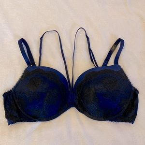 Victorias Secret Very Sexy Strappy Laced Push-Up Bra-Size 36C